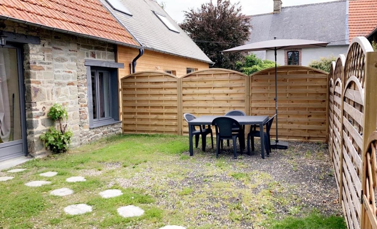 Gite La Hulotte A Proximite Du Mont Saint Michel Villa Ceaux ภายนอก รูปภาพ